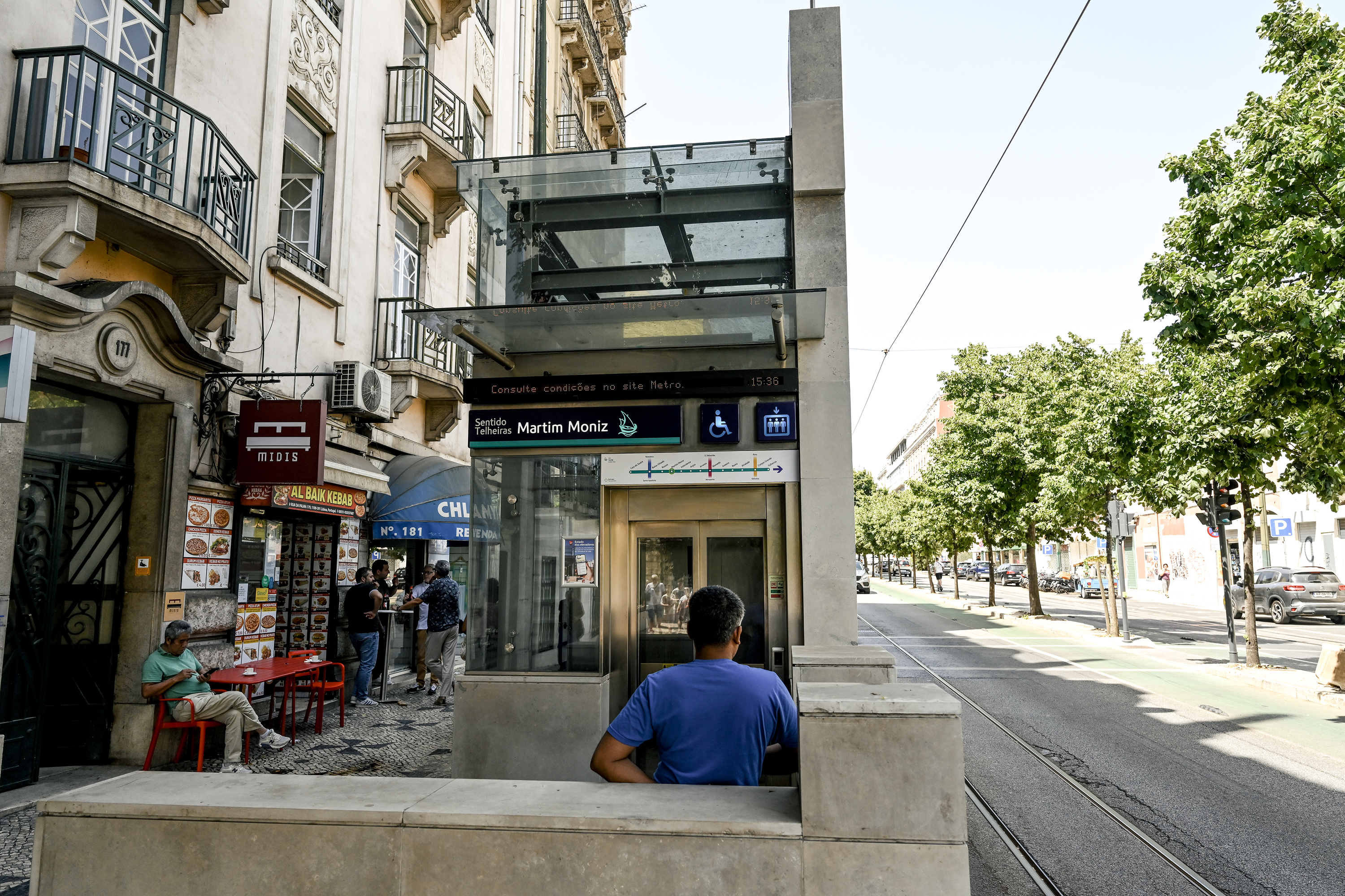 Metro lança linha de apoio com ligação directa às estações