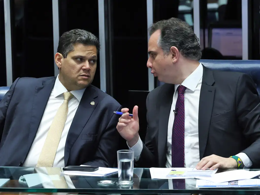 Senado aprova nome de Pacheco para o TCU