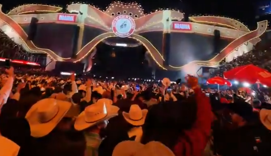 Público xinga Lula durante show de Gusttavo Lima em Barretos (SP)