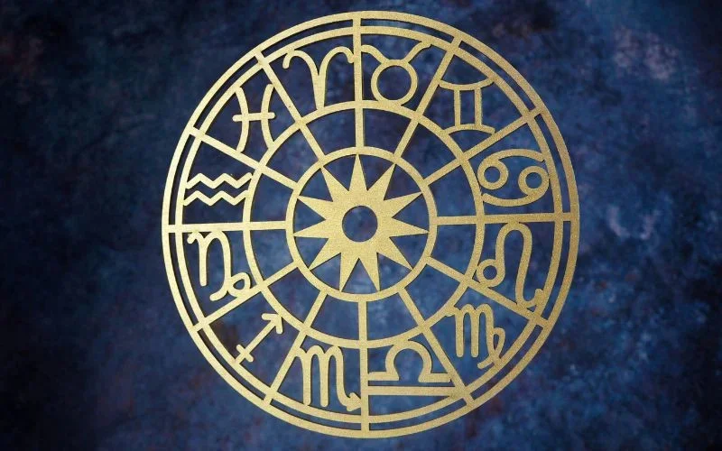 HORÓSCOPO: Confira a previsão para o seu signo nesta segunda