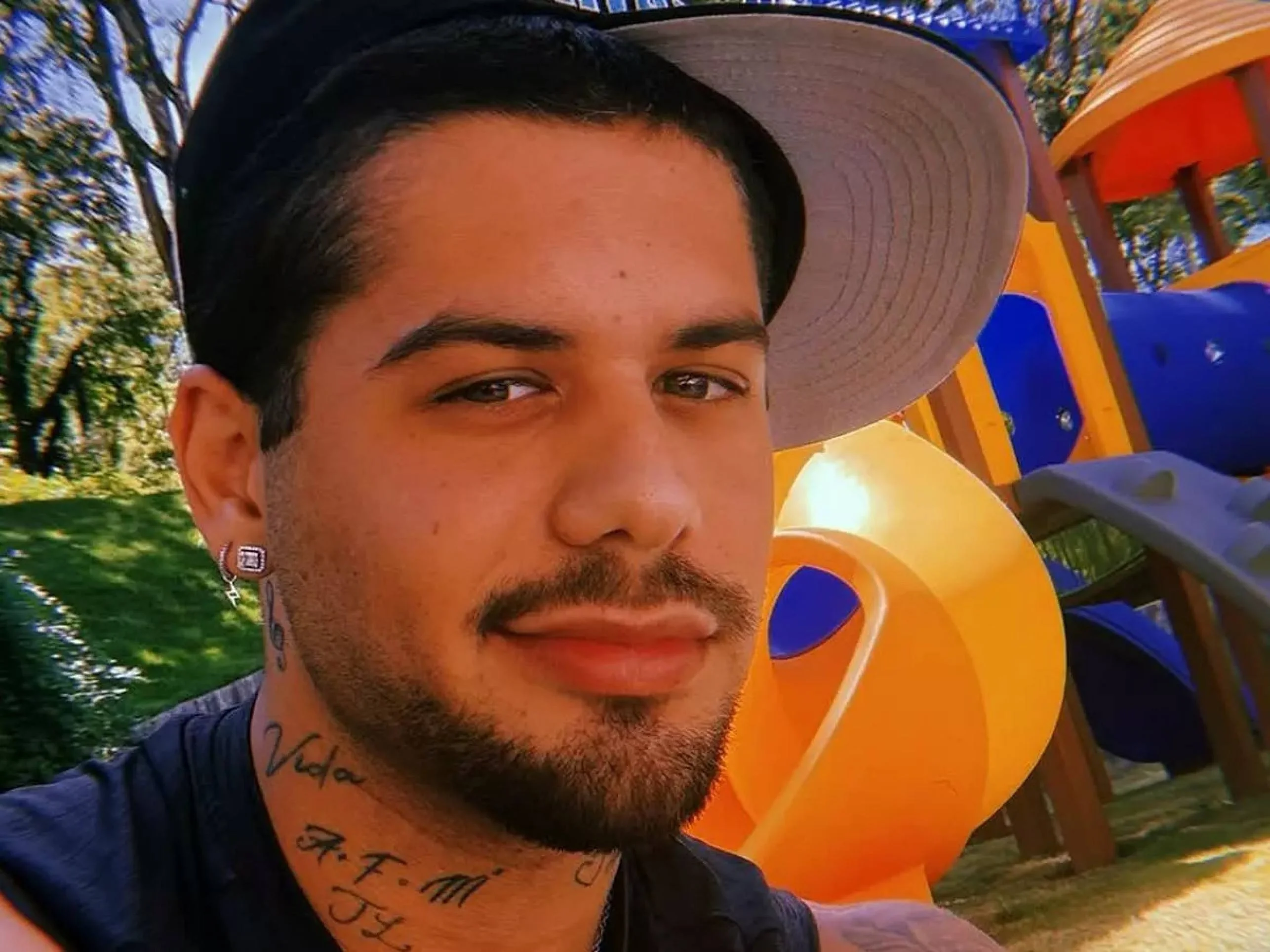 Zé Felipe revela lugar mais inusitado onde já fez sexo