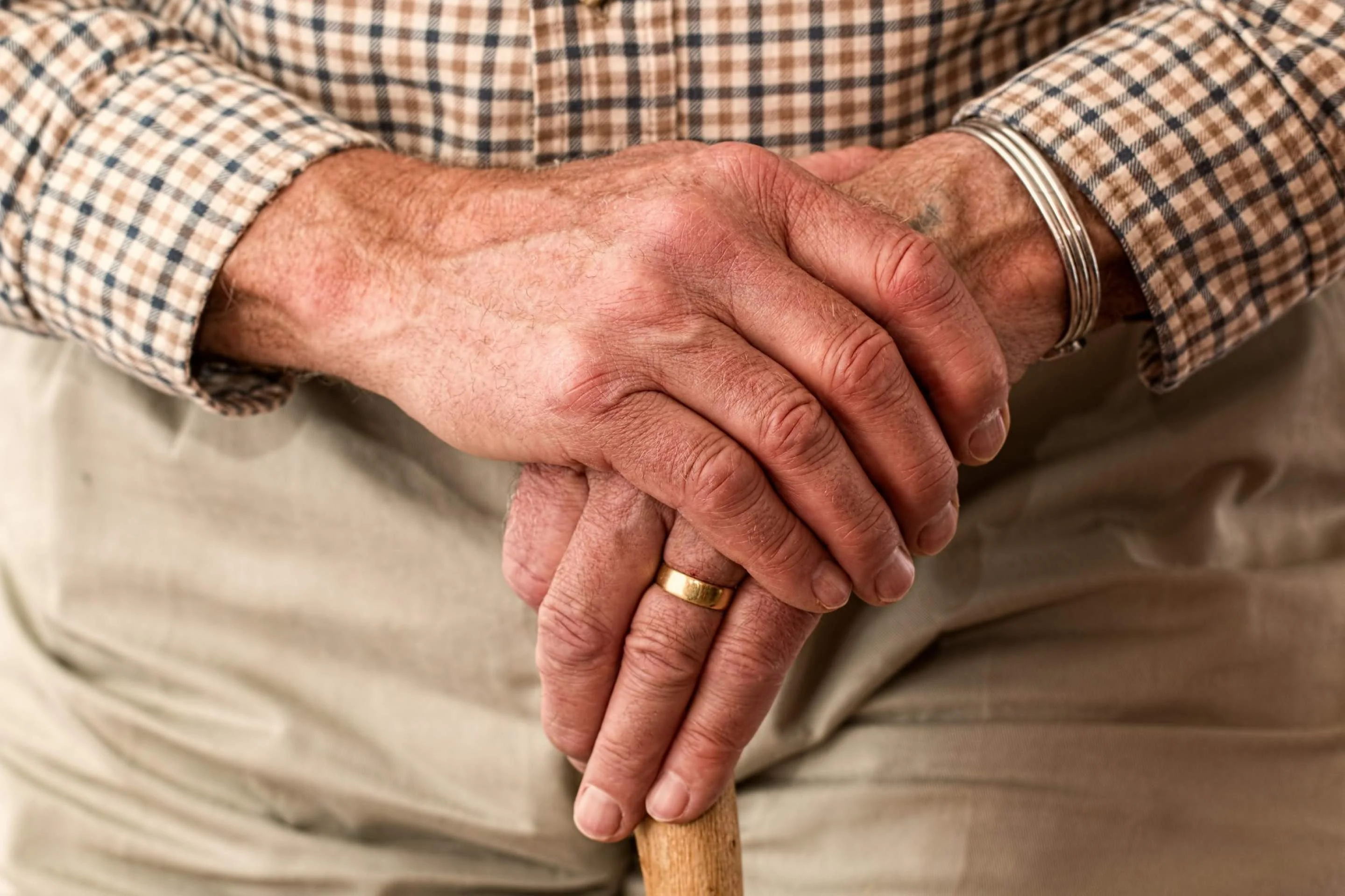 Estudo testa transplante de células como tratamento para Parkinson