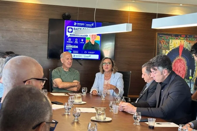 Arruda promete investir em tecnologia em áreas essenciais
