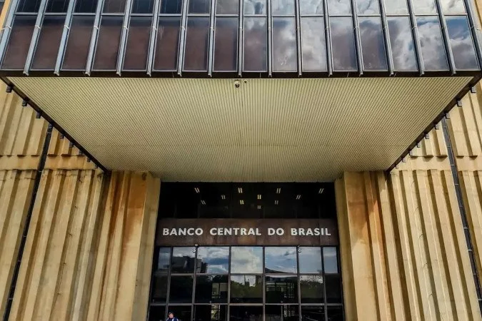 Copom reduz taxa de juros em 0,25 ponto percentual, para 13,75%