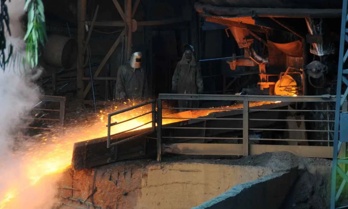Tarifa dos EUA podem parar 55% das usinas de ferro
