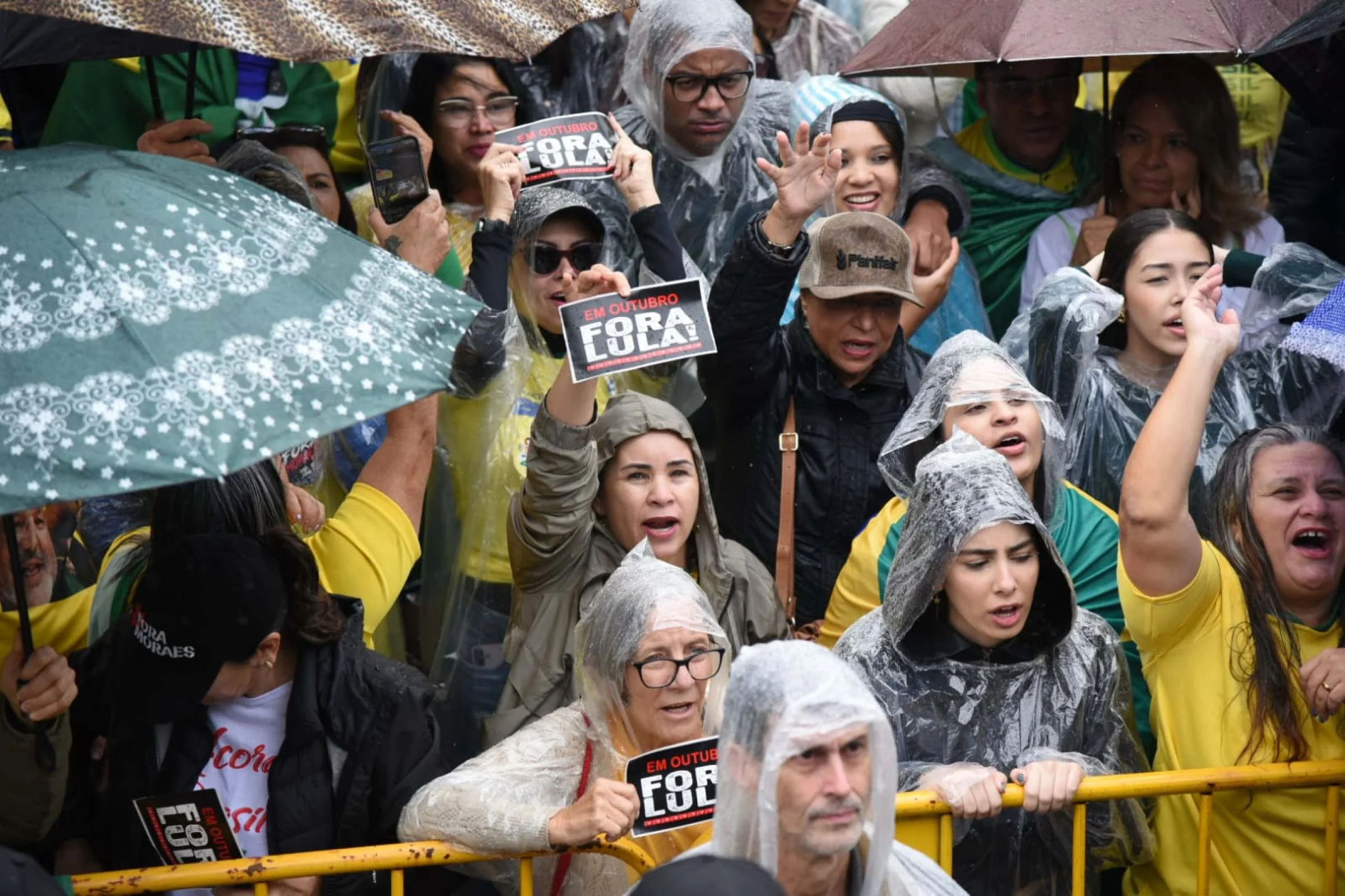 Nikolas em BH: 'Conversei com o Vorcaro, mas não recebi dinheiro dele'