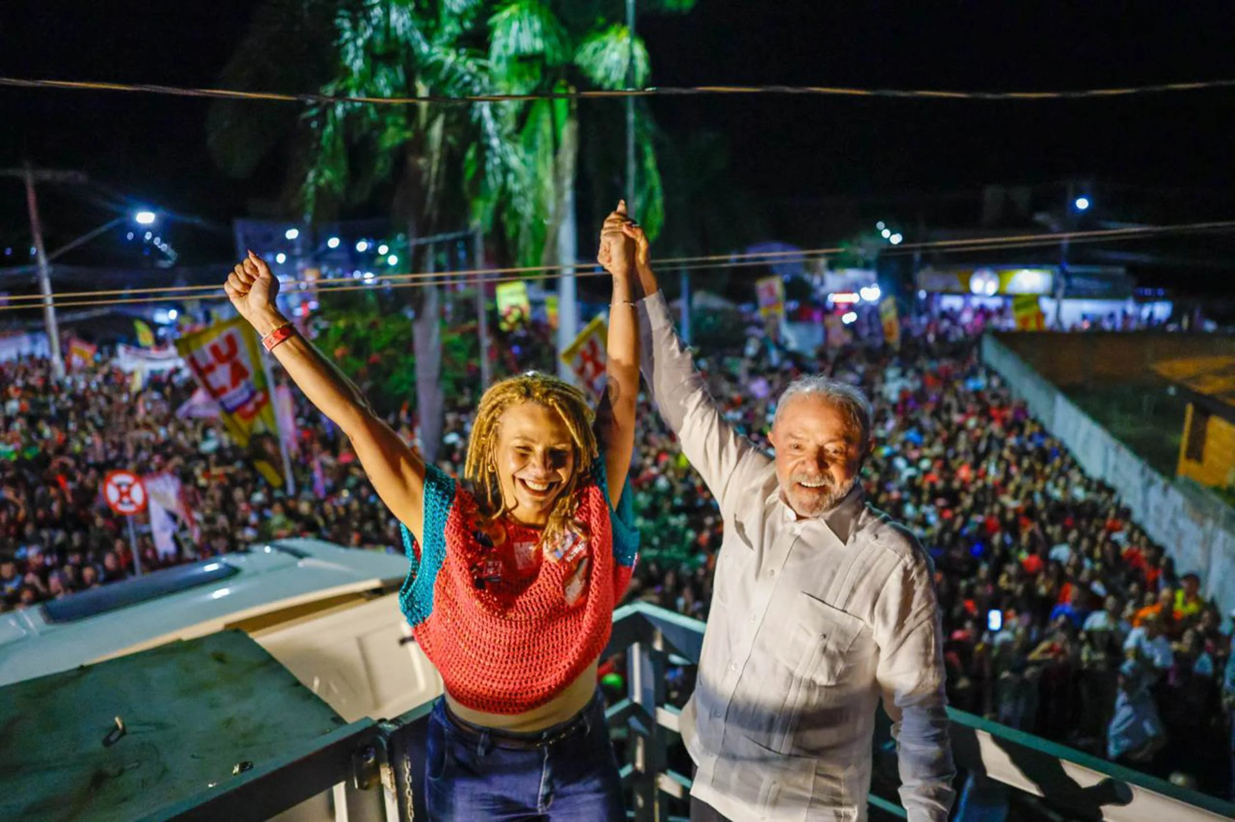 Lula pede voto em Áurea e critica Aécio: 'Pensei que era meu amigo'