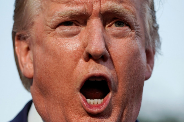 Trump revela que quer interferir na eleição brasileira