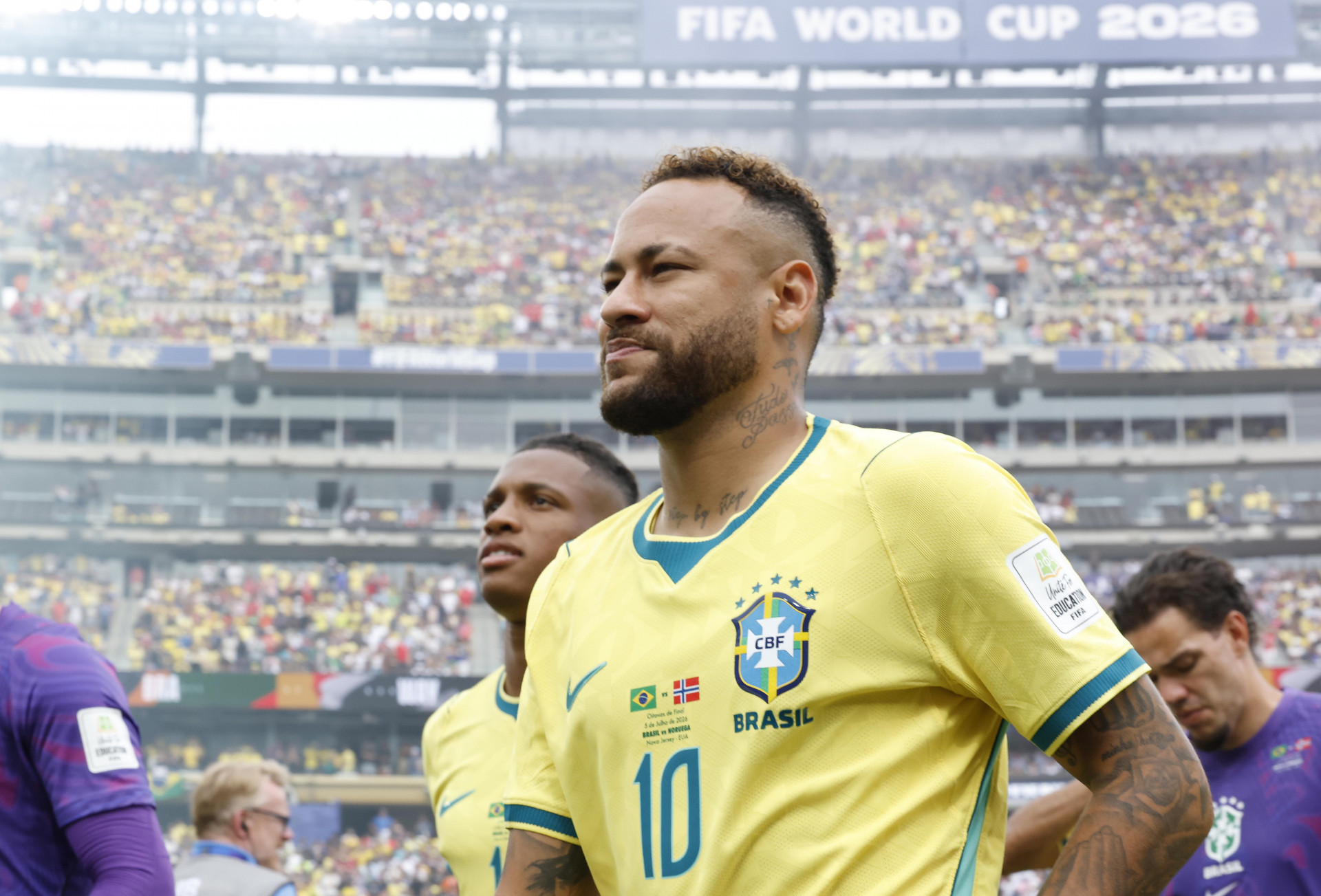 Ex-companheiro pede Neymar na Copa de 2030: 'Tem totais condições'