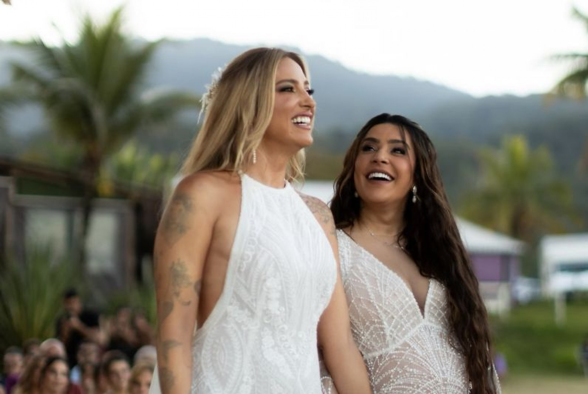 Um mês após união, Lauana Prado mostra fotos de casamento