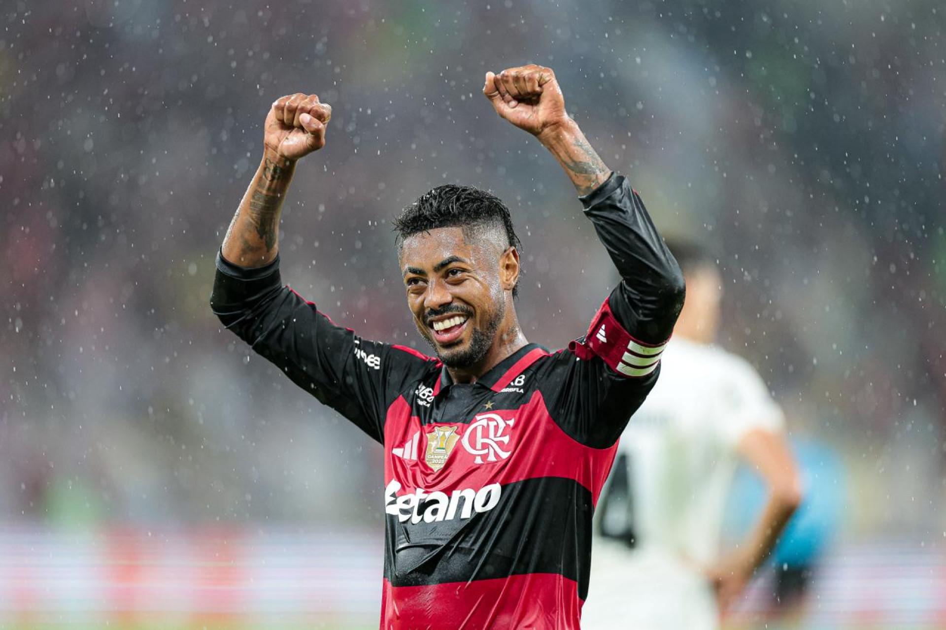 Bruno Henrique exalta Freitas por assistência: 'Vai dar muitos frutos'
