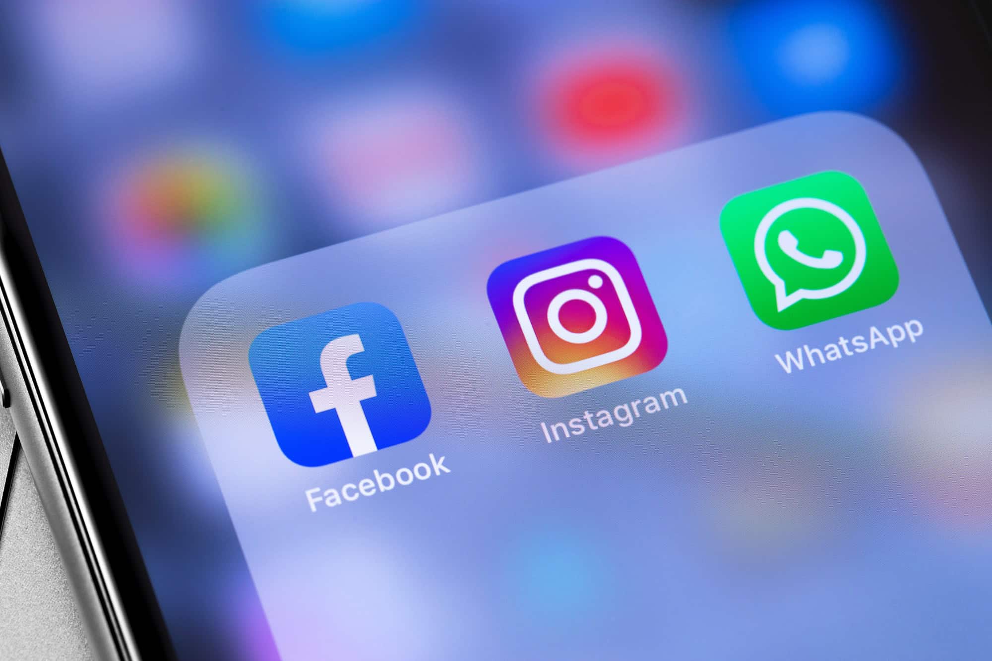 Meta demite 8 mil funcionários e amplia aposta bilionária em IA