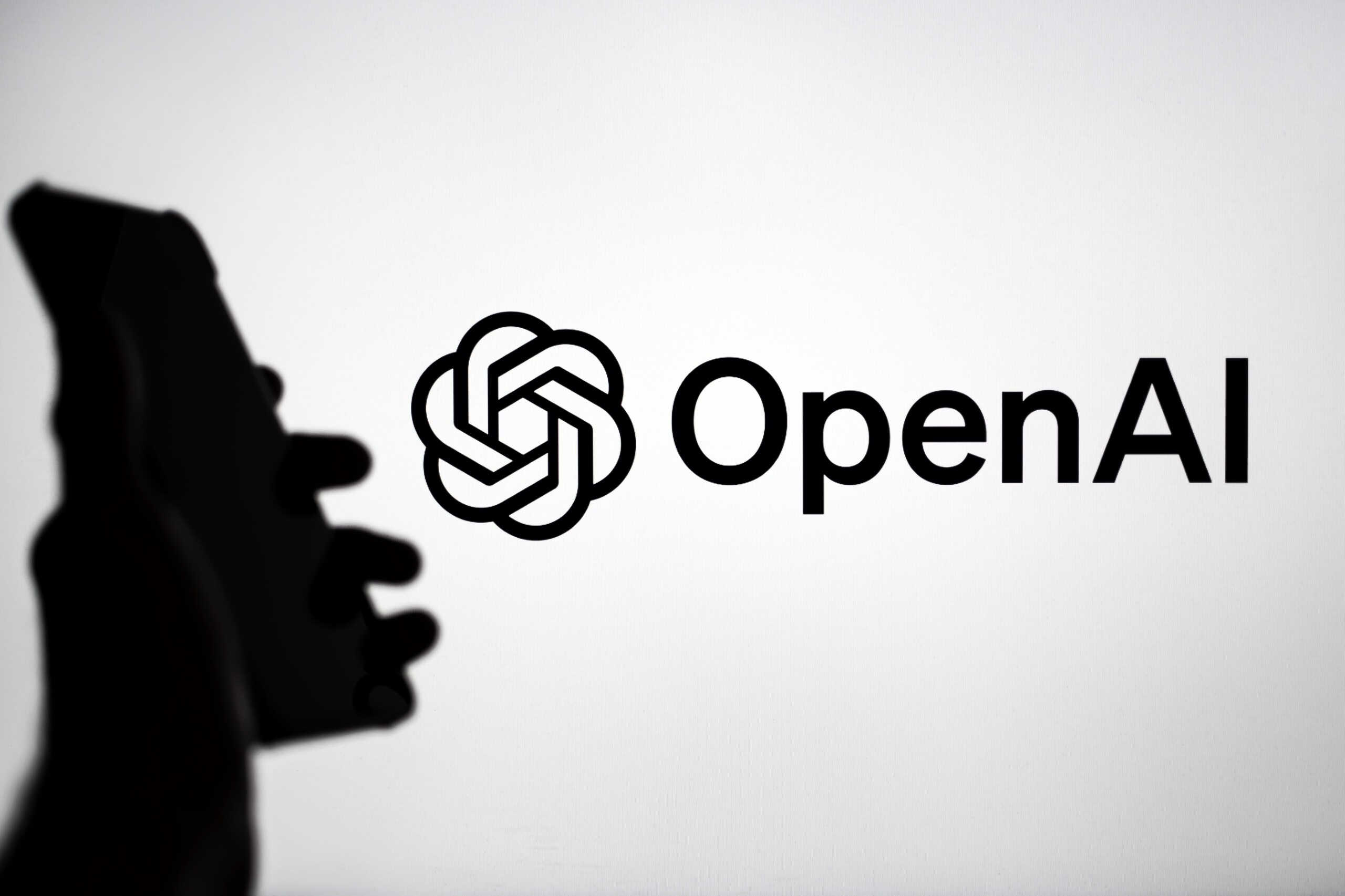OpenAI freia desenvolvimento de IA após invasões a sistemas