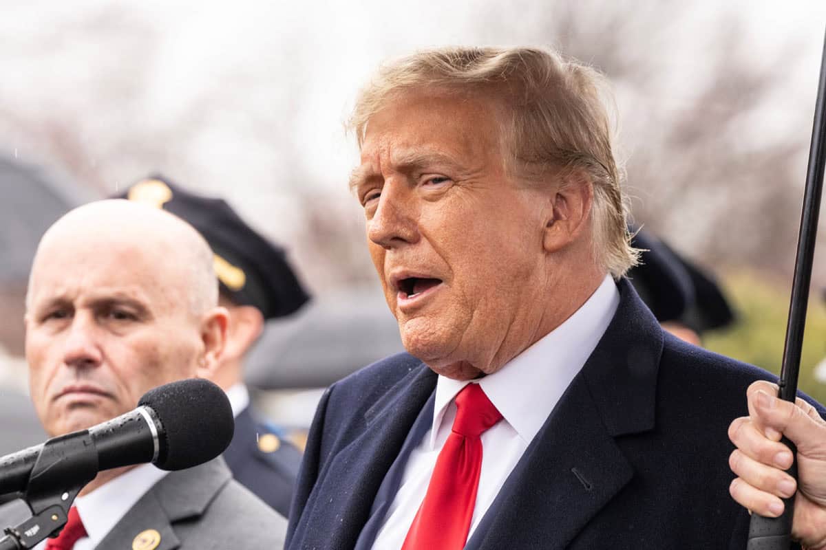 Trump interrompe palestra de CEO da Nvidia para defender avanço da IA
