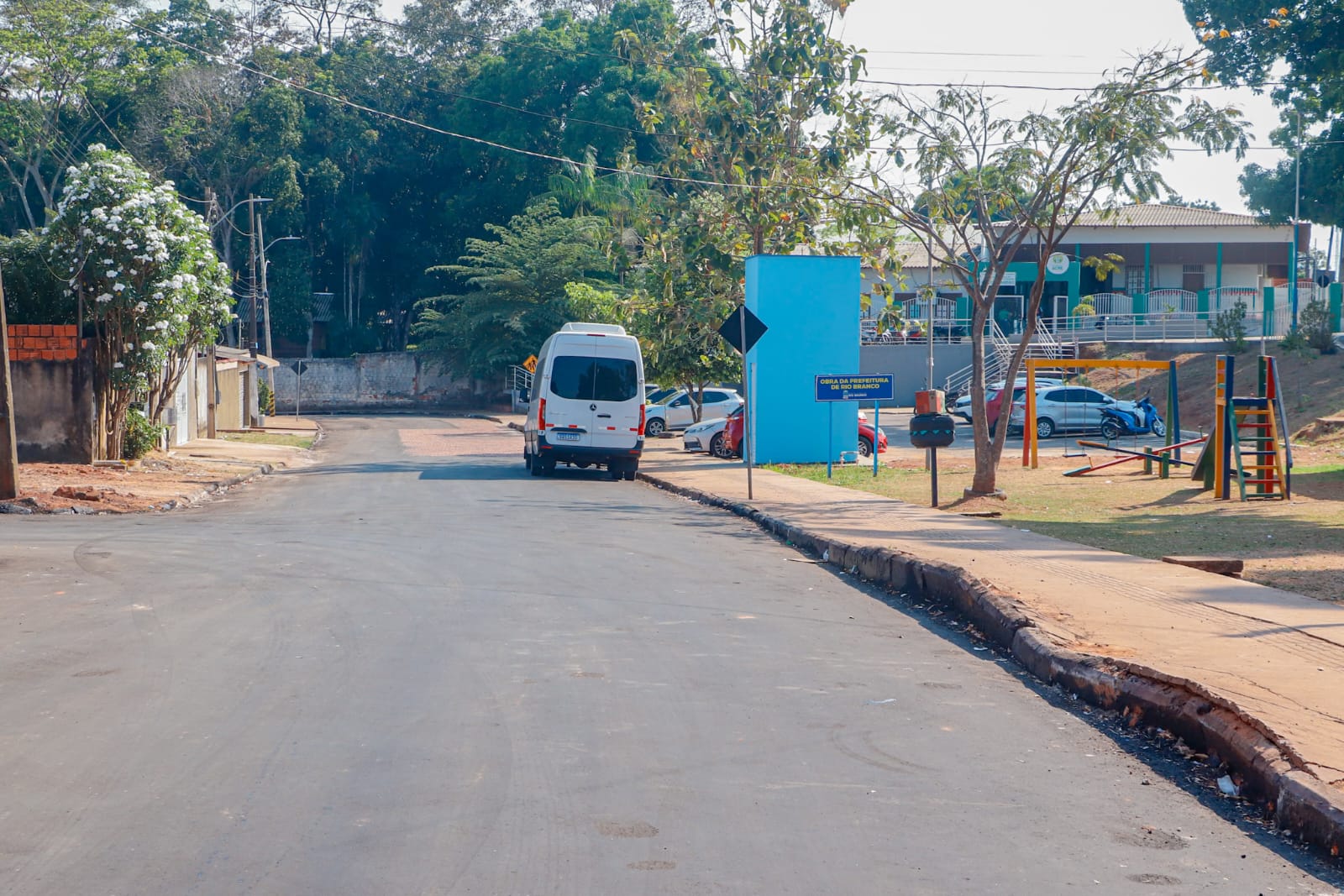 Prefeitura de Rio Branco entrega obras de infraestrutura e mobilidade no bairro Maria Íris