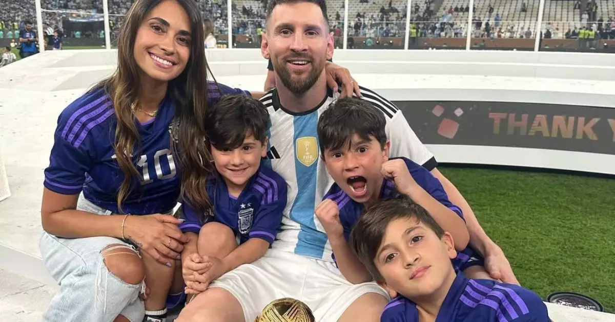 Antonela Roccuzzo homenageia Messi após recorde em Copa: 'Que privilégio é te ver fazer história'