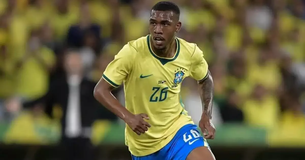 Oi, boa noite: Rayan é titular na Copa quatro anos após entregar santinhos em eleição