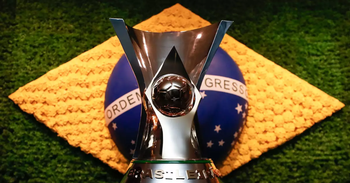Clube da Série A anuncia volante vindo da Europa