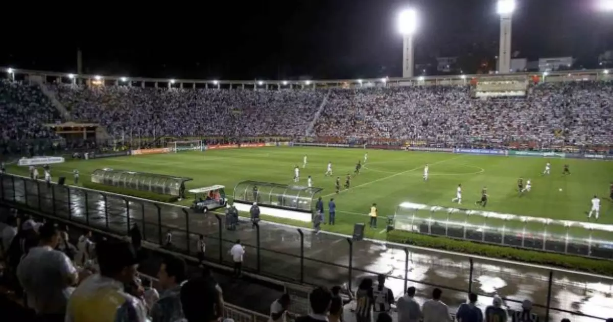 Santos marca amistoso contra o União São João no Pacaembu