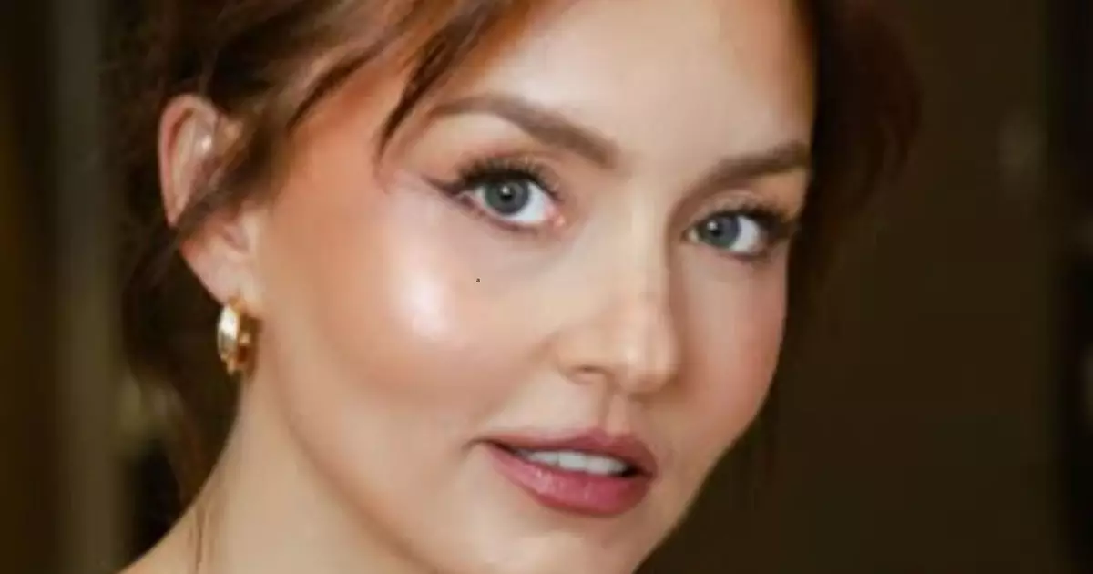 Nem mexicana, nem domadora de cavalos: estrela da novela 'Domênica Montero', Angelique Boyer tem 6 curiosidades que desmentem tudo o que o público imagina sobre ela
