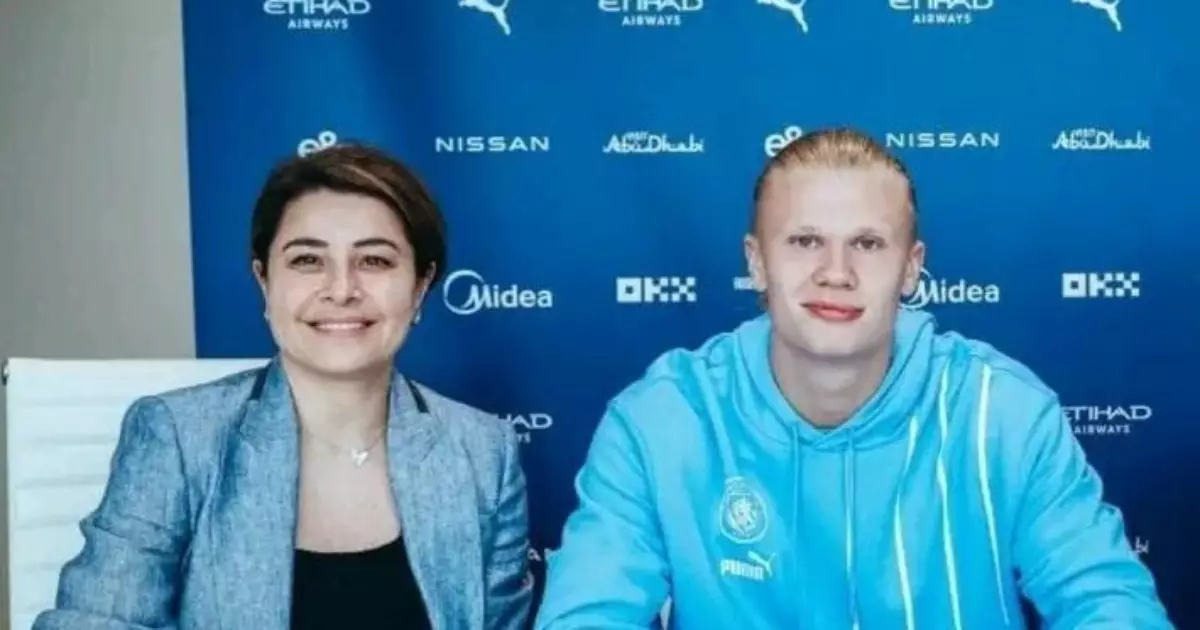Brasileira que cuida da carreira de Haaland foi a primeira mulher a gerenciar astros no futebol