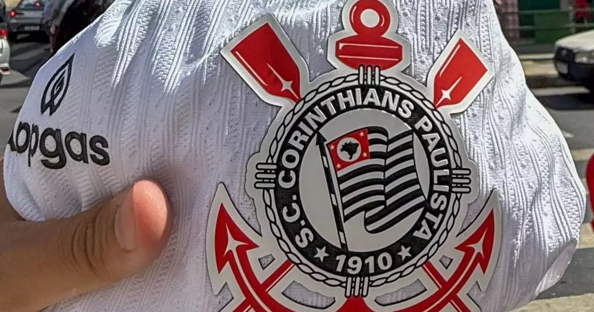Contratações confirmadas, novidade no time titular e declaração de Hugo Souza: as últimas novidades do Corinthians