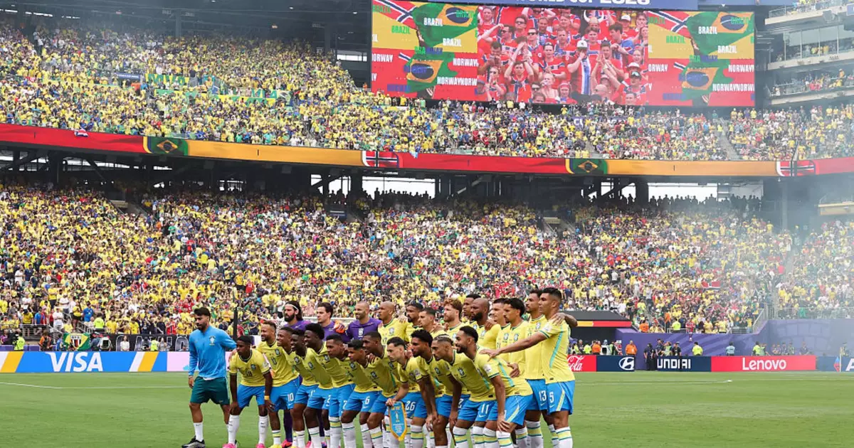 Copa do Mundo: a camisa da Seleção pesou menos do que deveria