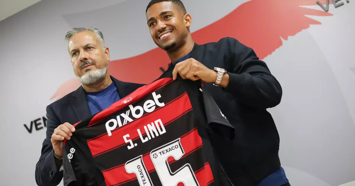 Samuel Lino ativa 'modo prime' e se torna maior garçom do Brasil