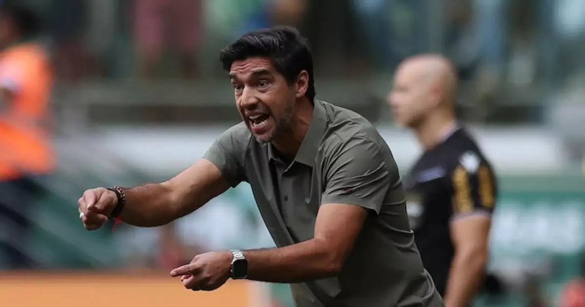Palmeiras consegue efeito suspensivo e terá Abel Ferreira na beira do campo contra o Botafogo