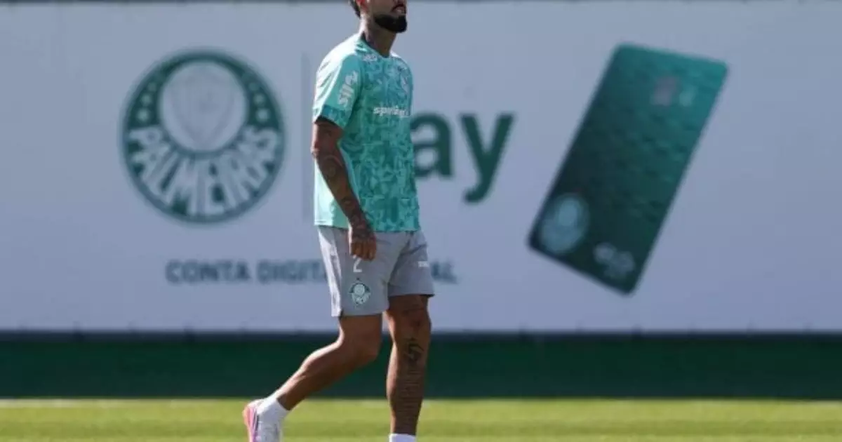 Barboza destaca união do Palmeiras antes de jogo decisivo na Libertadores