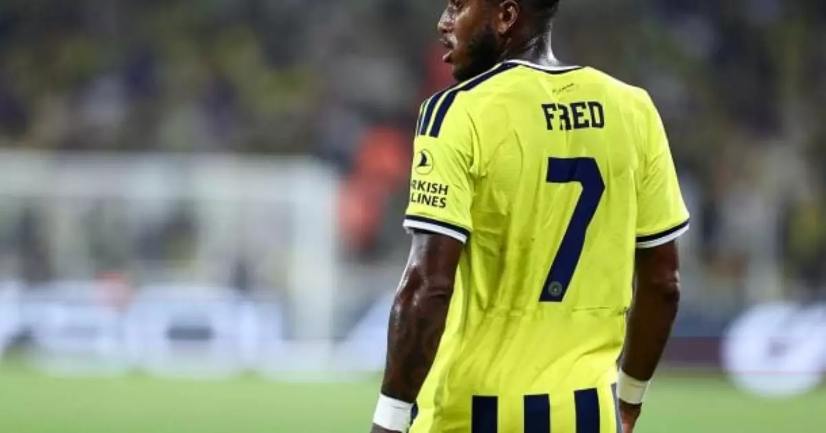 Fred retorna ao Atlético após 13 anos no futebol europeu