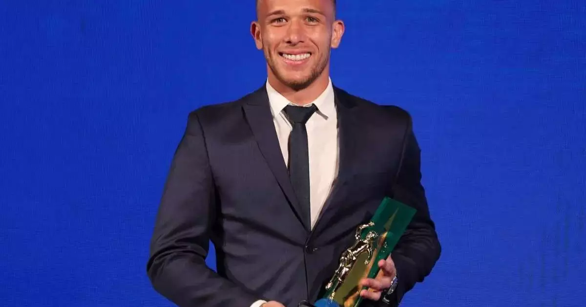 Rescisão com a Juventus: Corinthians e Fluminense aguardam decisão de Arthur Melo