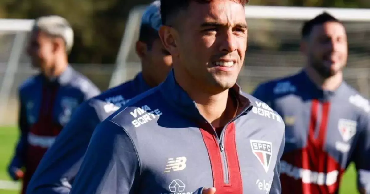 Racing desistiu de Enzo Díaz? Veja a situação do jogador no São Paulo
