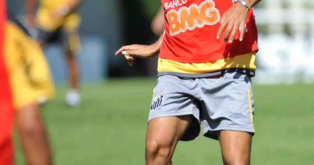 Neymar, Rodrygo, Gabigol, Robinho, Marcos Leonardo, Thiago Maia, Danilo, Deivid Washington, Ângelo e Souza : as maiores vendas da história do Santos