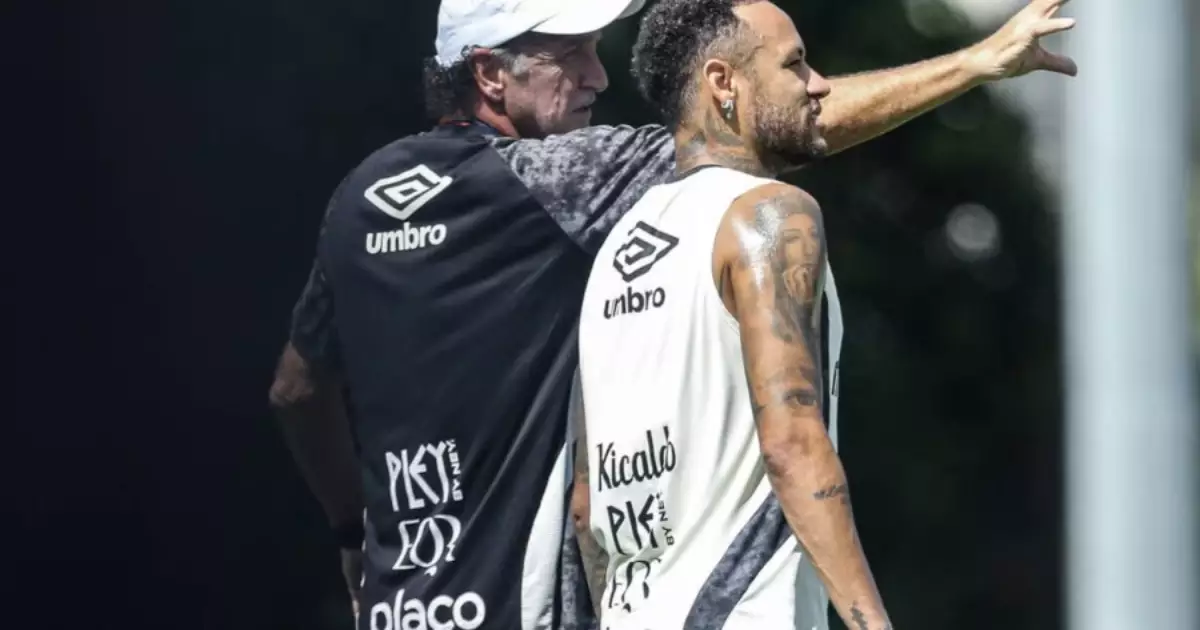 Cuca quebra o silêncio sobre ausência de Neymar contra o Palmeiras