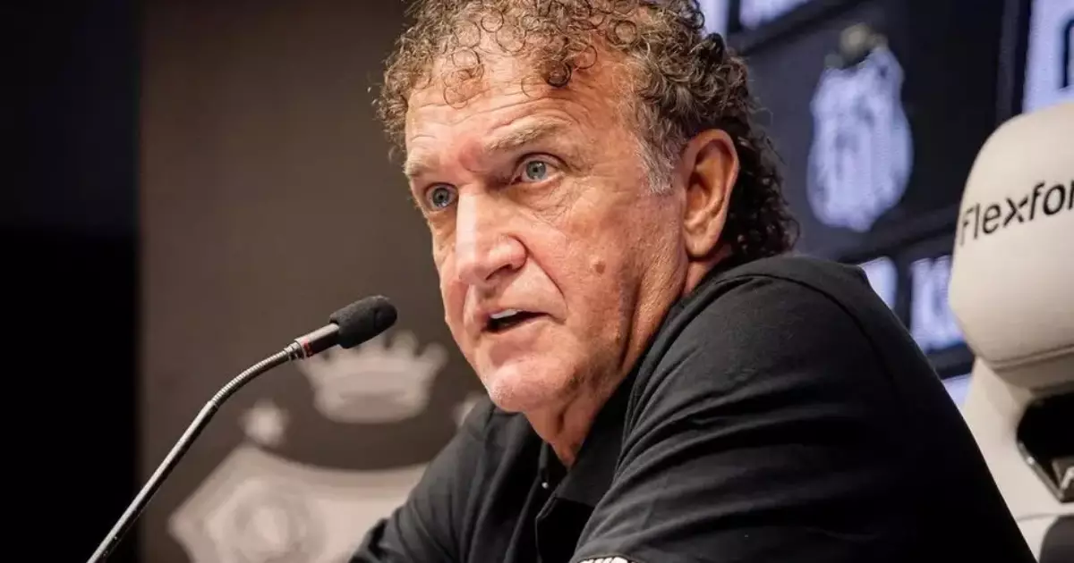 A declaração de Cuca após vitória do Santos contra o Corinthians