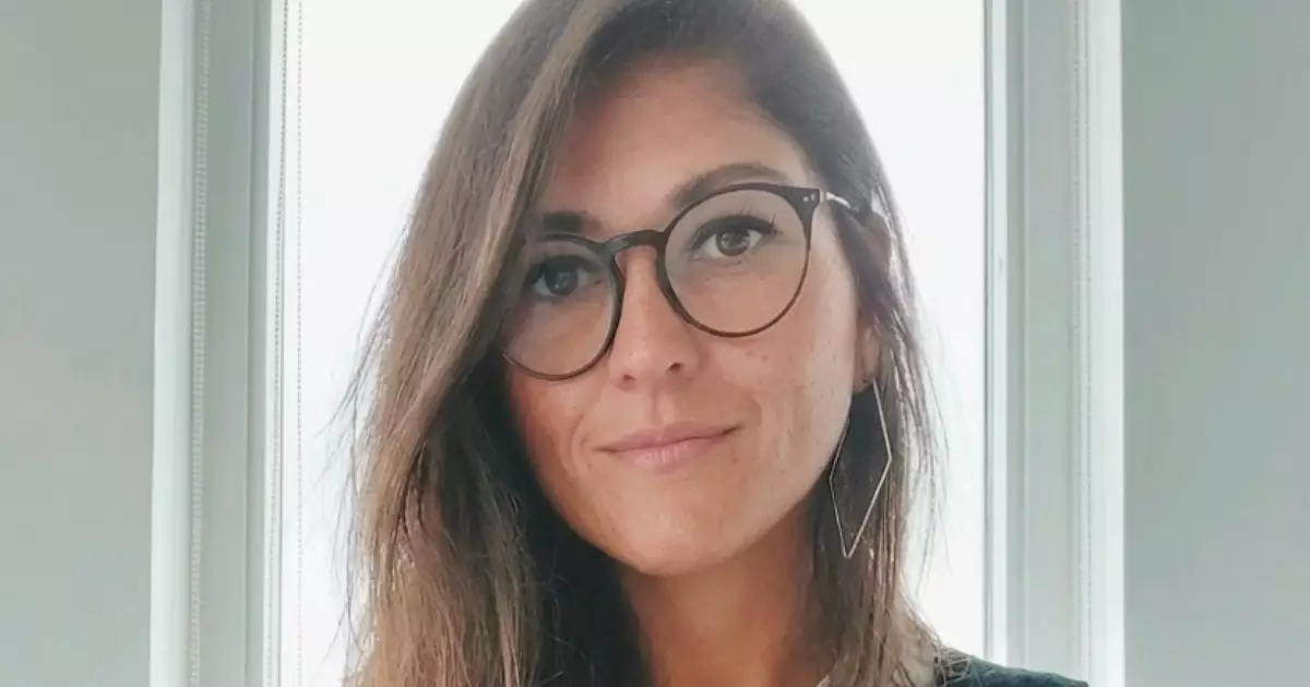 Apresentadora Petria Chaves defende a construção do silêncio e a intuição como caminhos para uma vida mais saudável