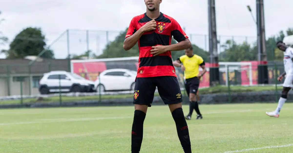 Sport recusa proposta do Fluminense por Arthur Maron