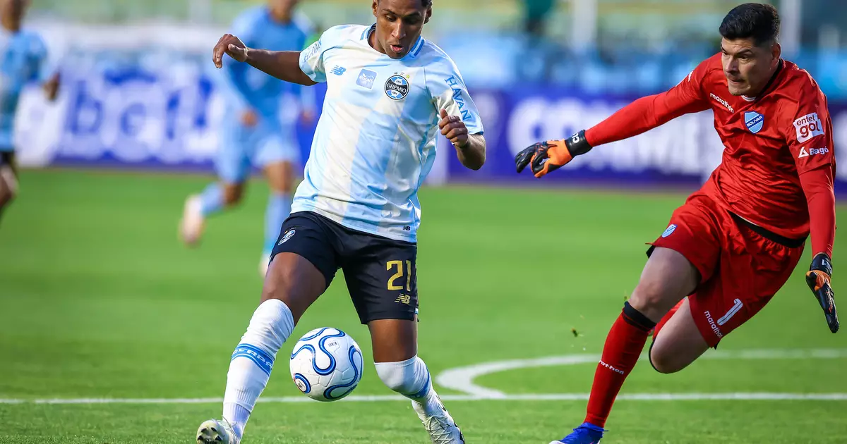 Pavón, Carlos Vinícius, Wéverton, Amuzu, Erick Noriega, Gustavo Martins, Tetê, Juan Nardoni, Viery e José Enamorado: os jogadores do Grêmio com mais jogos como titular no Brasileirão