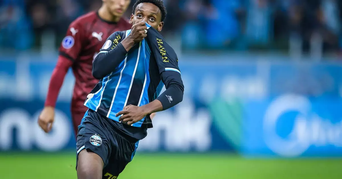 Porto anuncia Gabriel Mec e revela valor pago ao Grêmio
