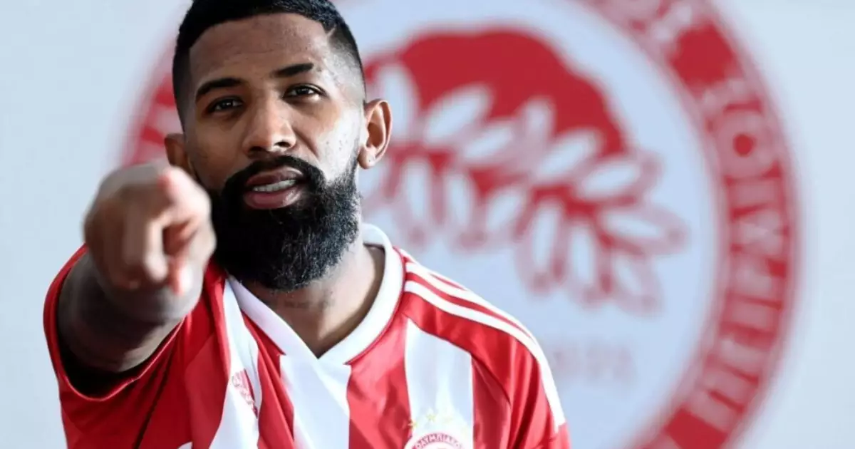 Santos acerta contratação de lateral