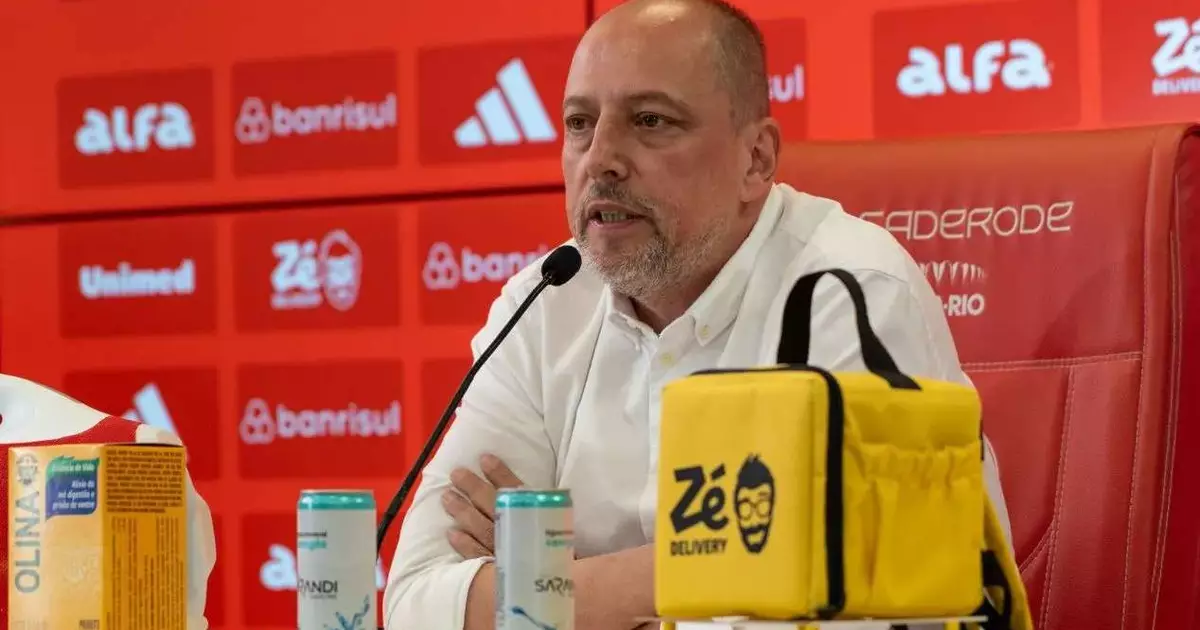 Alessandro Barcellos é convencido a não demitir Paulo Pezzolano do Internacional; entenda