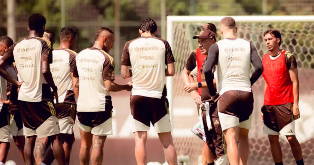 Vasco tenta a contratação de atacante do Flamengo