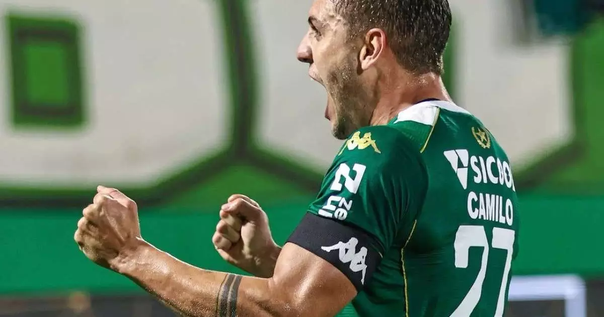 Coritiba negocia com volante do Grêmio que não vai renovar contrato; veja