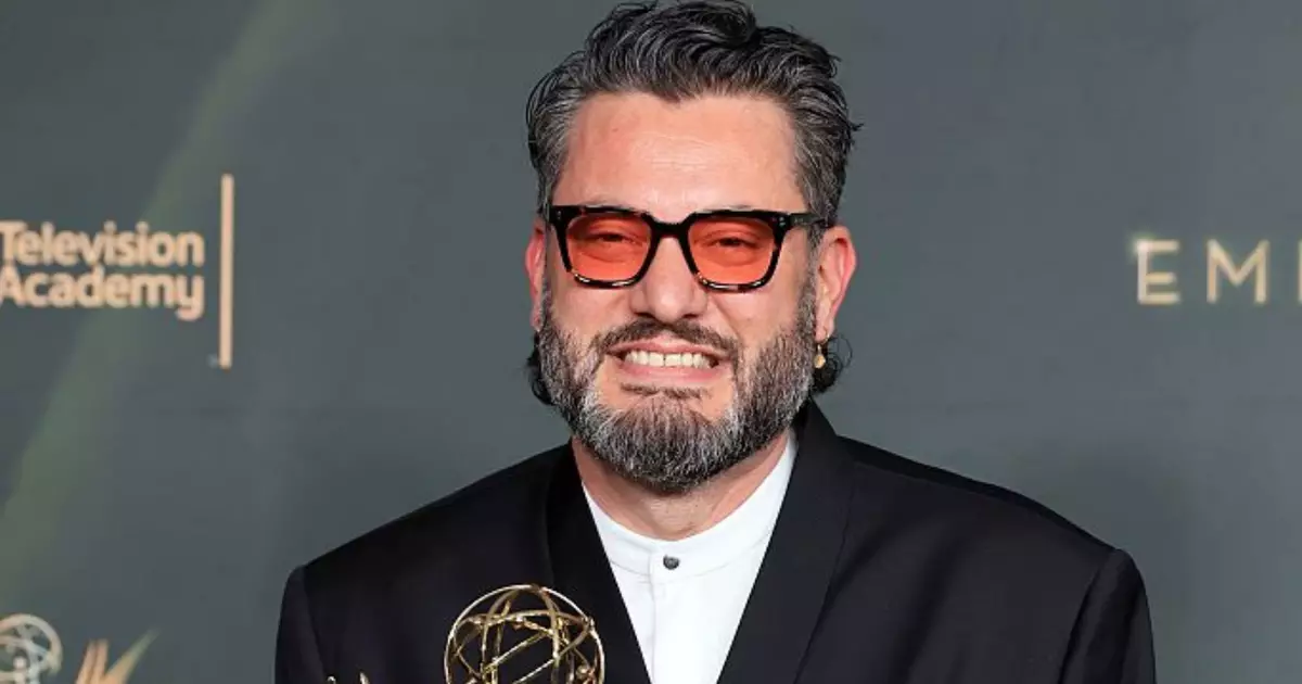 Emmy 2026: brasileiro é premiado por dirigir show de Bad Bunny no Super Bowl; saiba mais