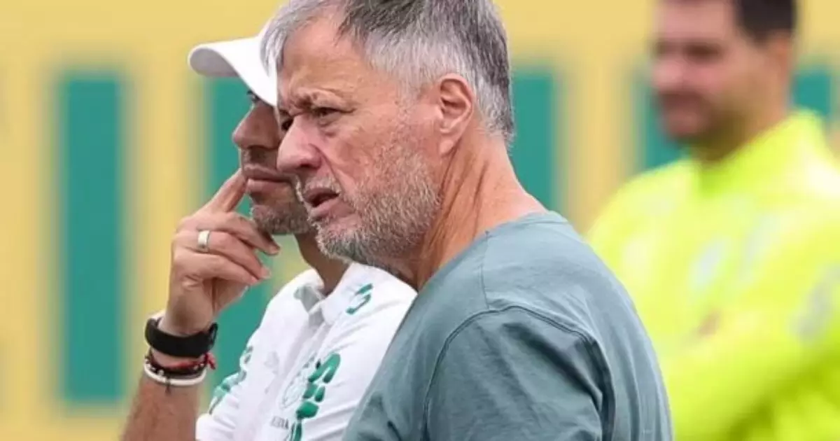 Barros cobra evolução do Palmeiras: "Aprendizado do ano passado"