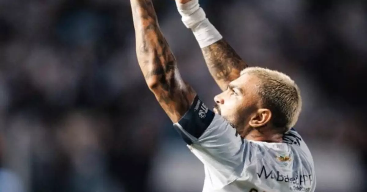 Mais que gols: Gabigol reforça protagonismo no Santos