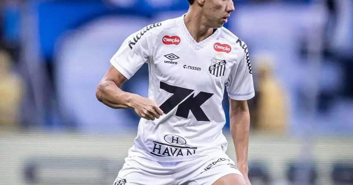 Santos faz publicação direcionada a Gabriel Bontempo após convocação