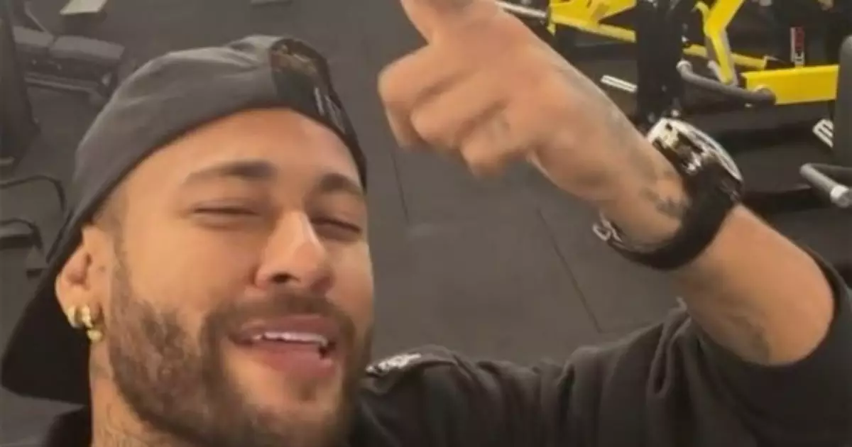 Neymar usa funk para celebrar acerto de Coutinho com Santos