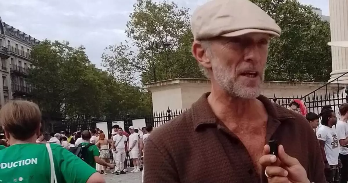 Com homenagem ao samba, Lavagem da Madeleine faz 'o show continuar' em Paris, apesar da mudança de local